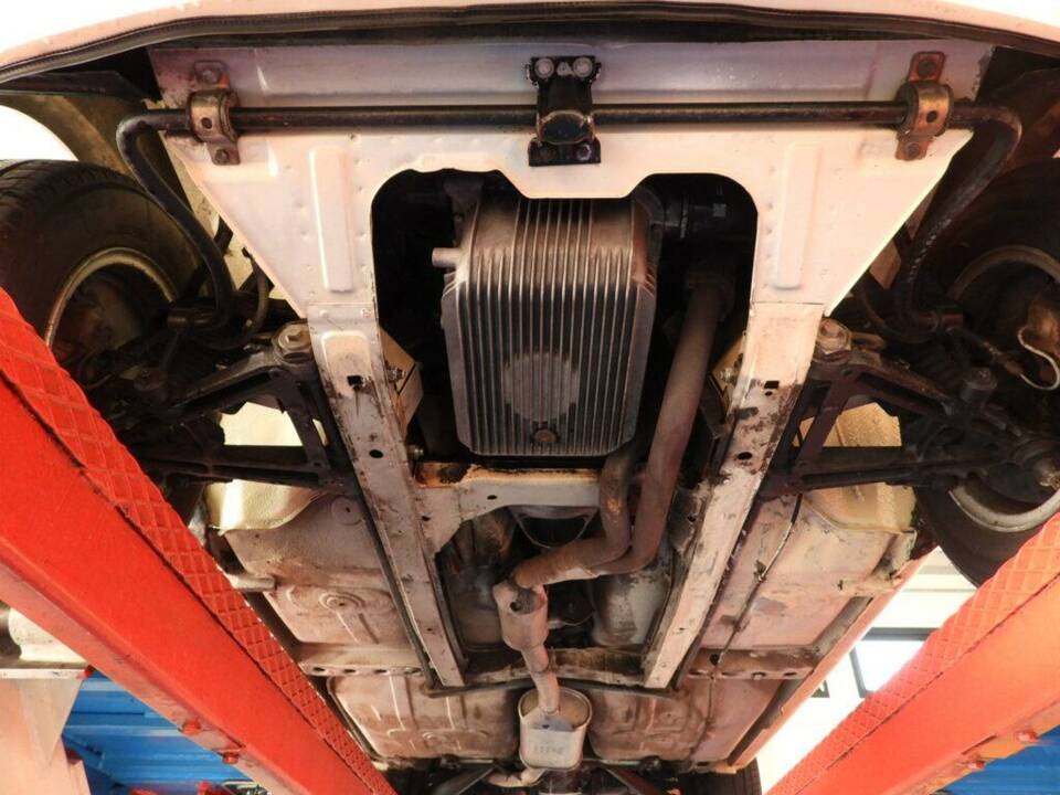 Bild 9/10 von Alfa Romeo Alfetta 2.0 L (1981)