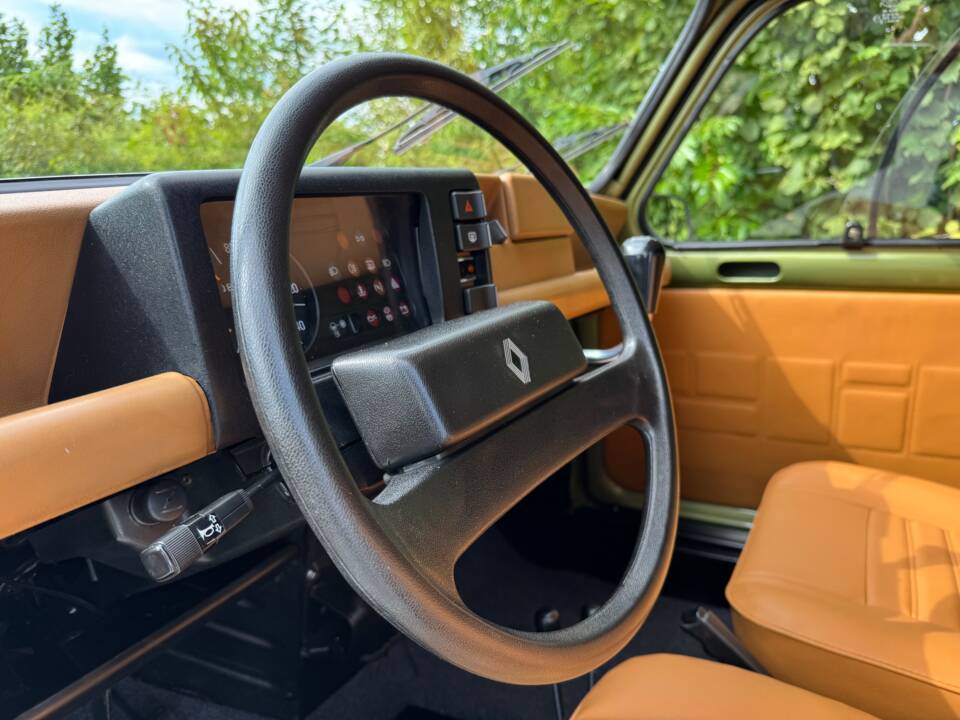 Afbeelding 31/58 van Renault R 4 GTL Sinpar 4x4 (1983)