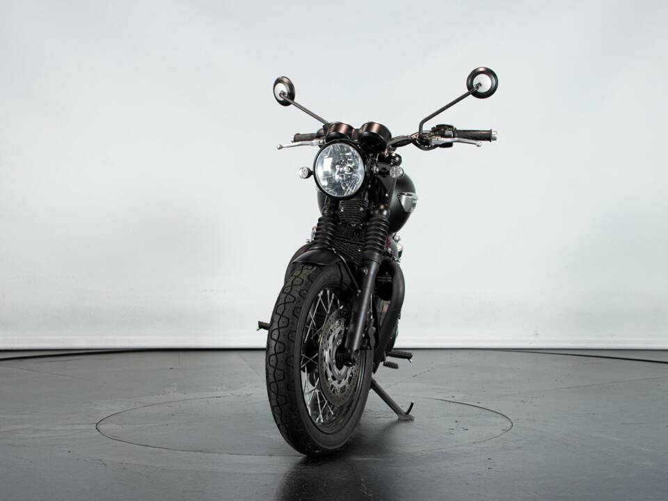 Immagine 6/50 di Triumph DUMMY (2017)