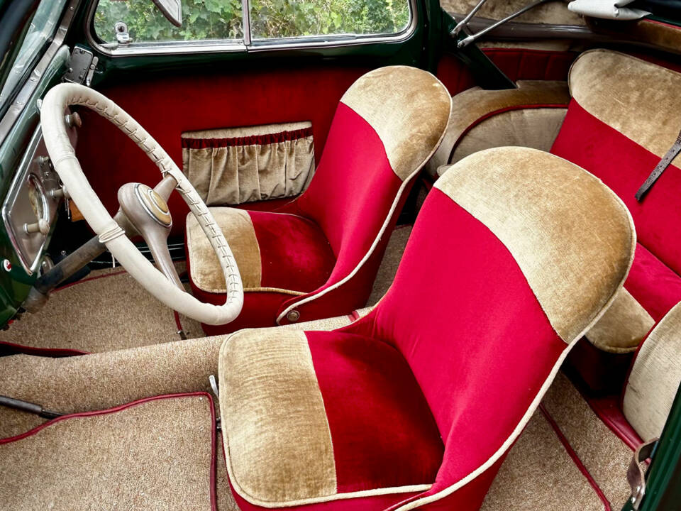 Image 7/12 de FIAT 500 C Topolino (1950)