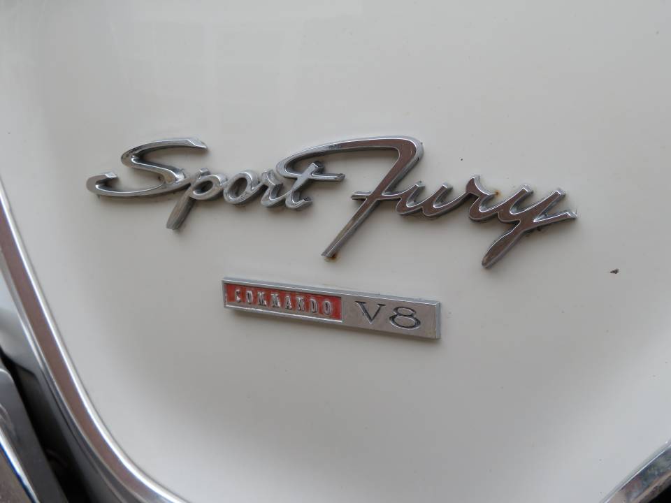 Image 12/26 of Plymouth Sport Fury (1966)