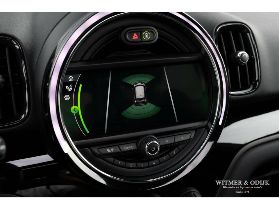 Image 24/28 of Mini Cooper SD Countryman ALL4 (2019)