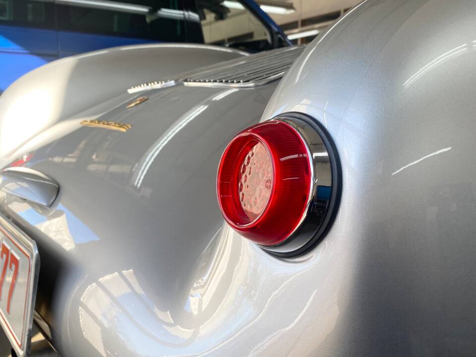 Image 16/28 of Porsche 550 Spyder RS 1500 (1954)