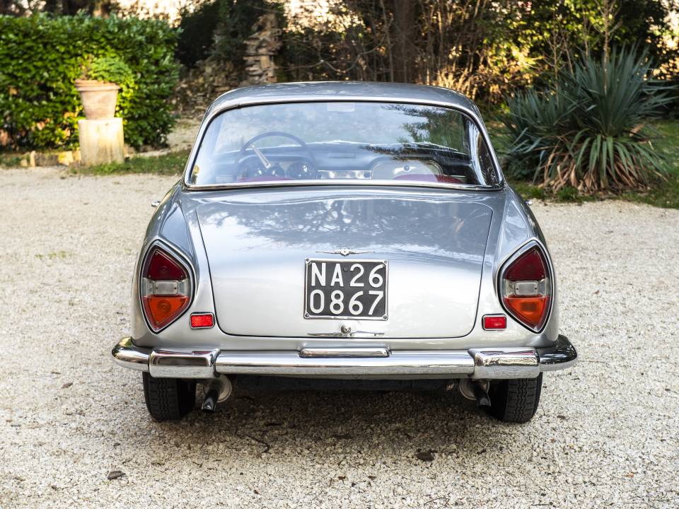 Bild 21/50 von Lancia Flaminia GT Touring (1963)