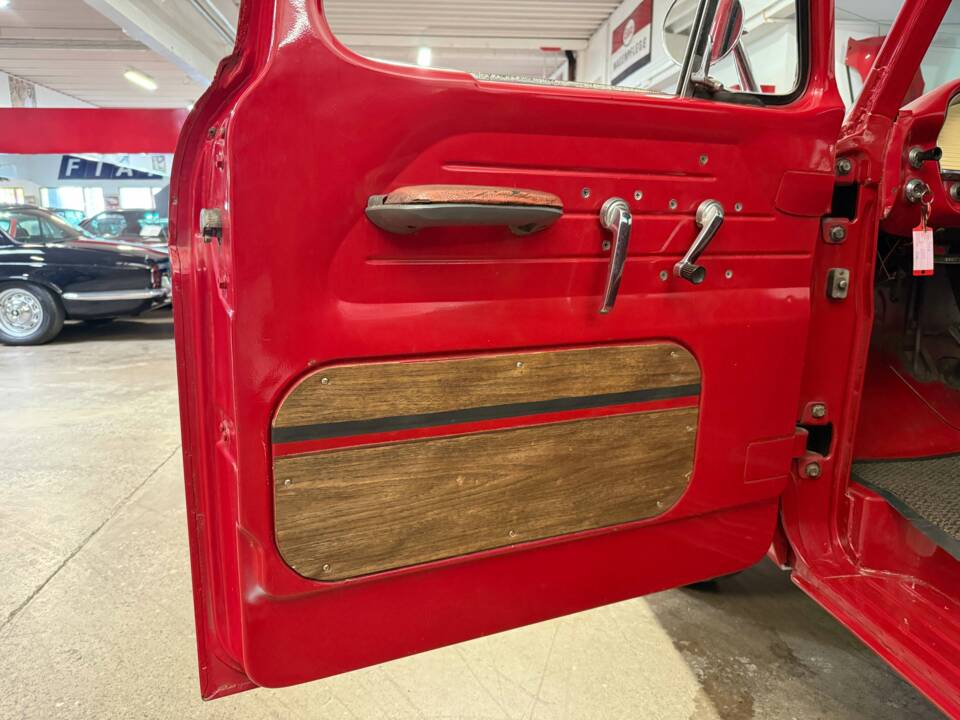 Bild 6/17 von Ford F-250 (1961)