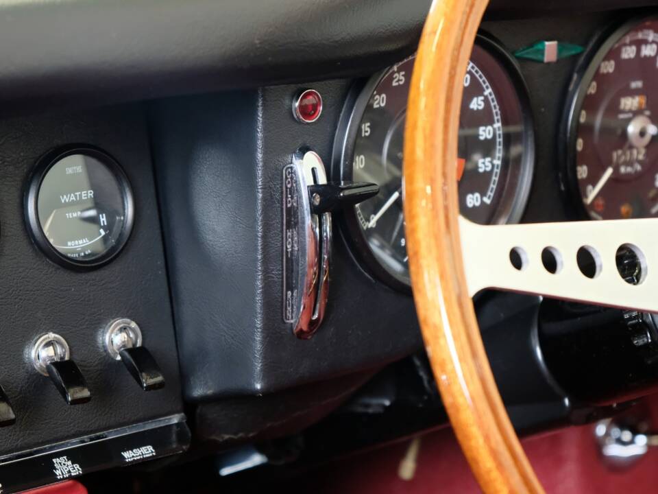 Imagen 33/67 de Jaguar Type E 3.8 (1963)