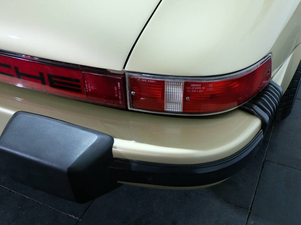 Bild 24/35 von Porsche 911 2.7 S (1975)