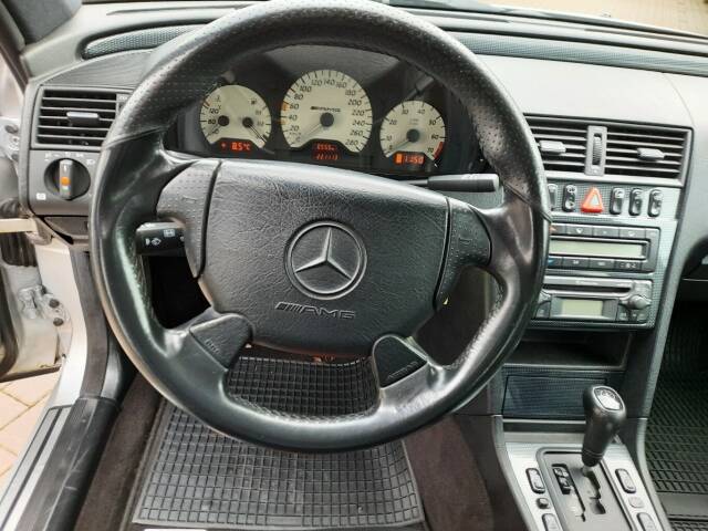 Bild 9/19 von Mercedes-Benz C 43 AMG T (1999)