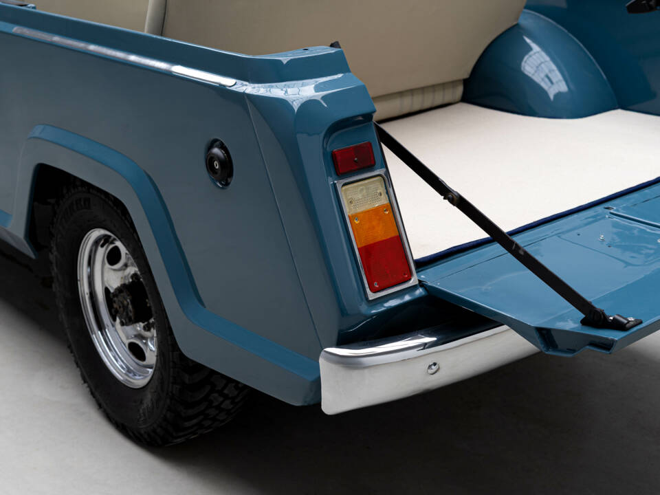 Bild 27/37 von Jeep Commando (1972)