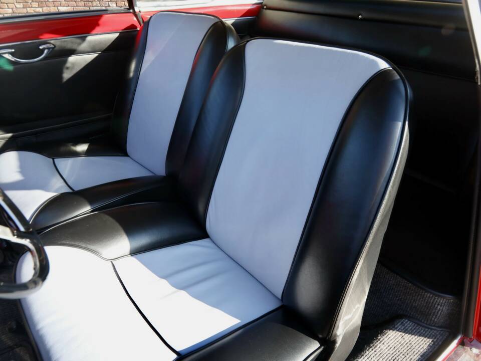 Image 19/50 of Alfa Romeo Giulietta Sprint Speciale (1961)