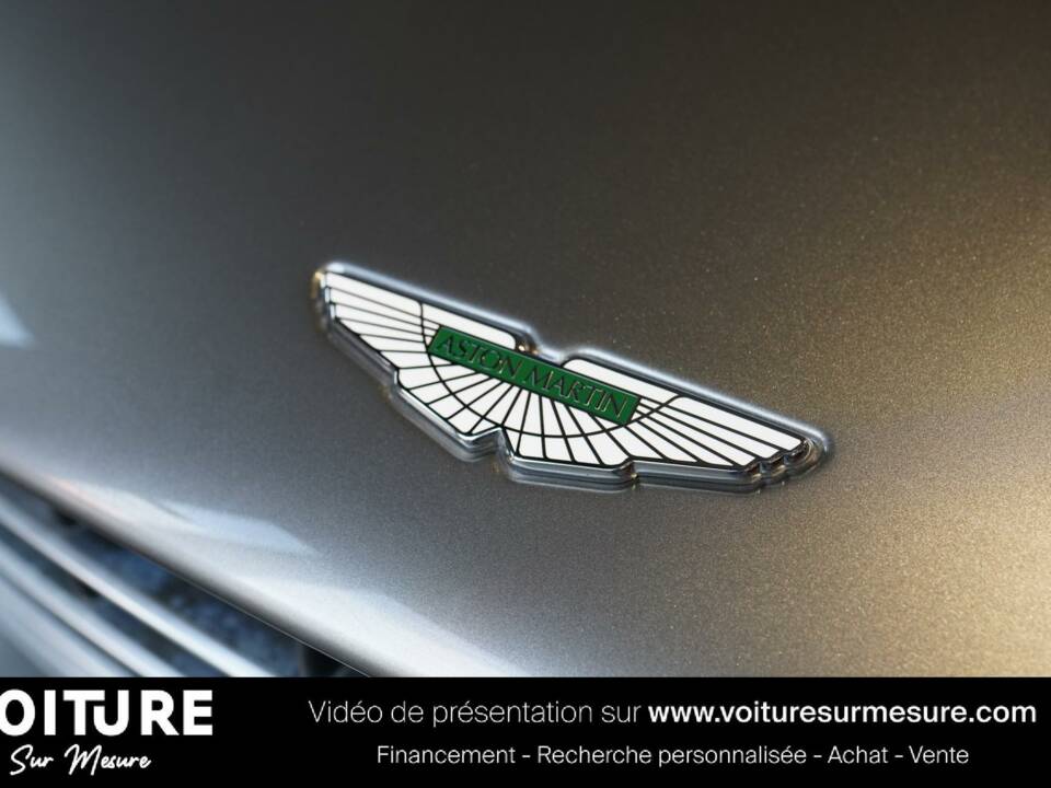 Image 15/29 of Aston Martin DB 11 V12 (2018)