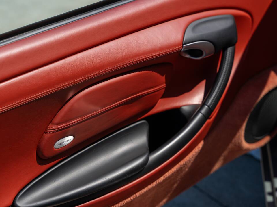 Image 43/73 of Porsche Boxster (2001)