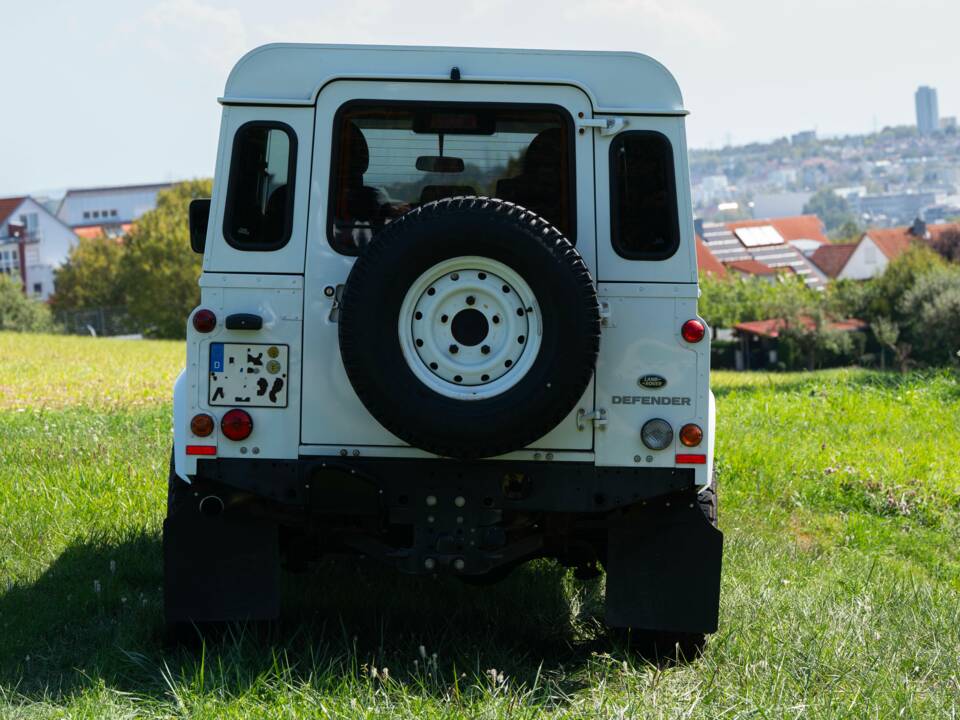 Image 6/16 of Land Rover Defender 110 (2015)