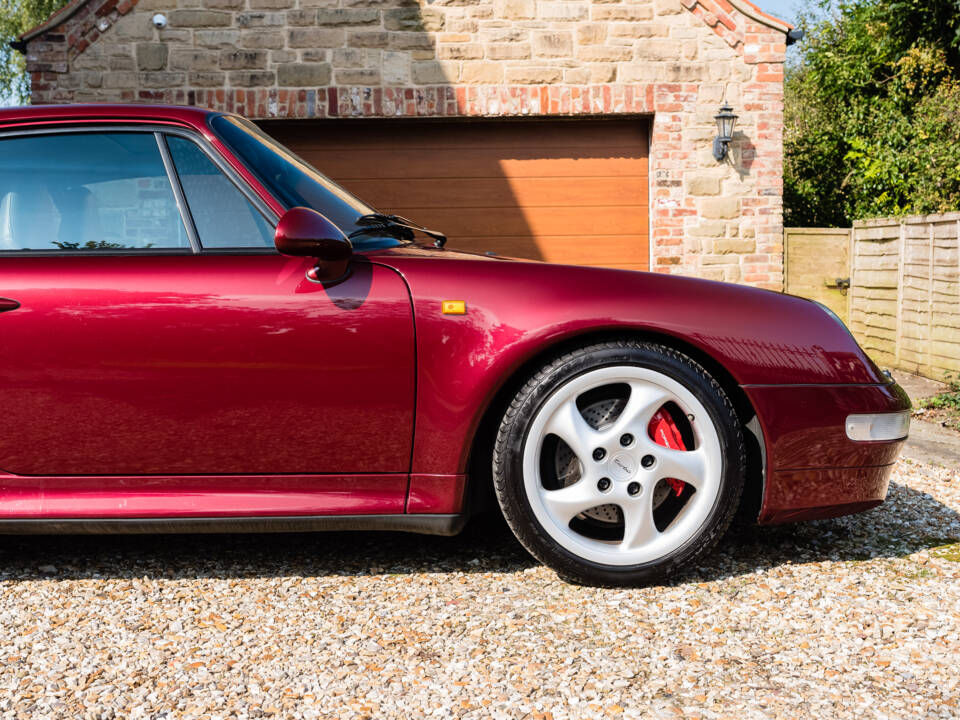 Image 10/50 of Porsche 911 Turbo (1995)