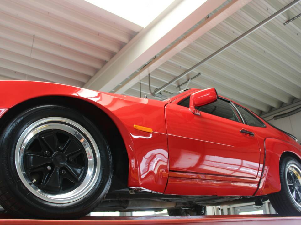 Image 10/50 de Porsche 924 S (1981)