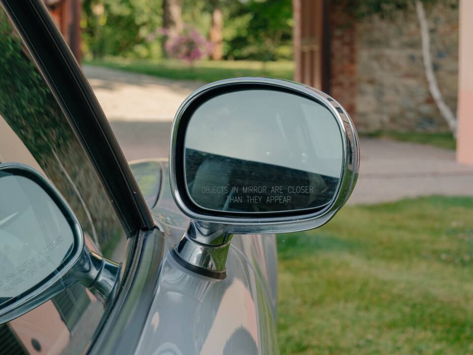 Image 159/185 of BMW Z8 (2001)