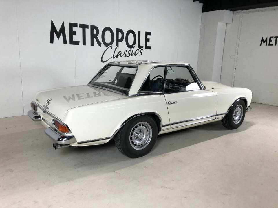 Image 9/25 of Mercedes-Benz 280 SL (1969)