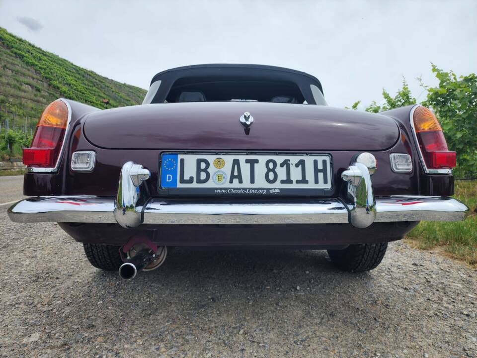 Image 36/55 of MG MGB (1969)