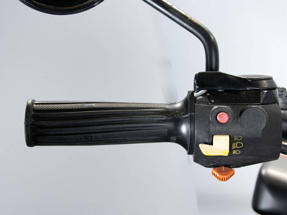 Bild 19/50 von BMW DUMMY (1986)