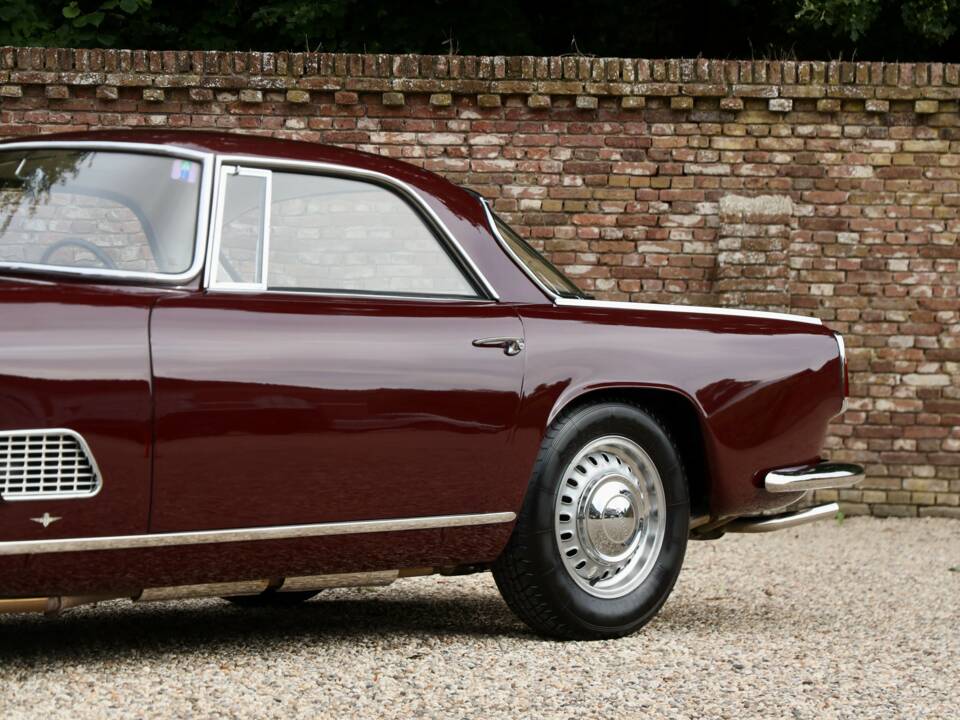 Image 29/50 de Maserati 3500 GT Touring (1961)
