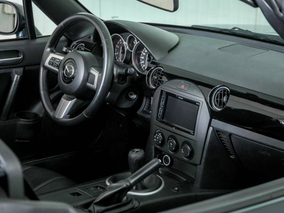 Image 32/48 of Mazda MX-5 1.8 (2006)