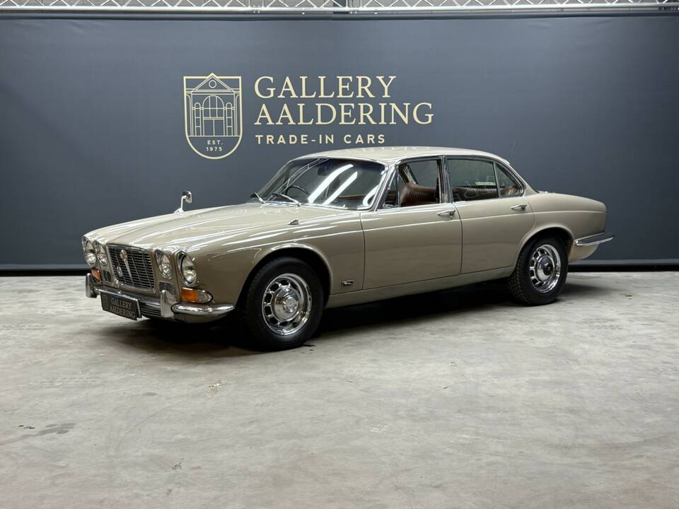 Bild 1/50 von Jaguar XJ 6 4.2 (1972)
