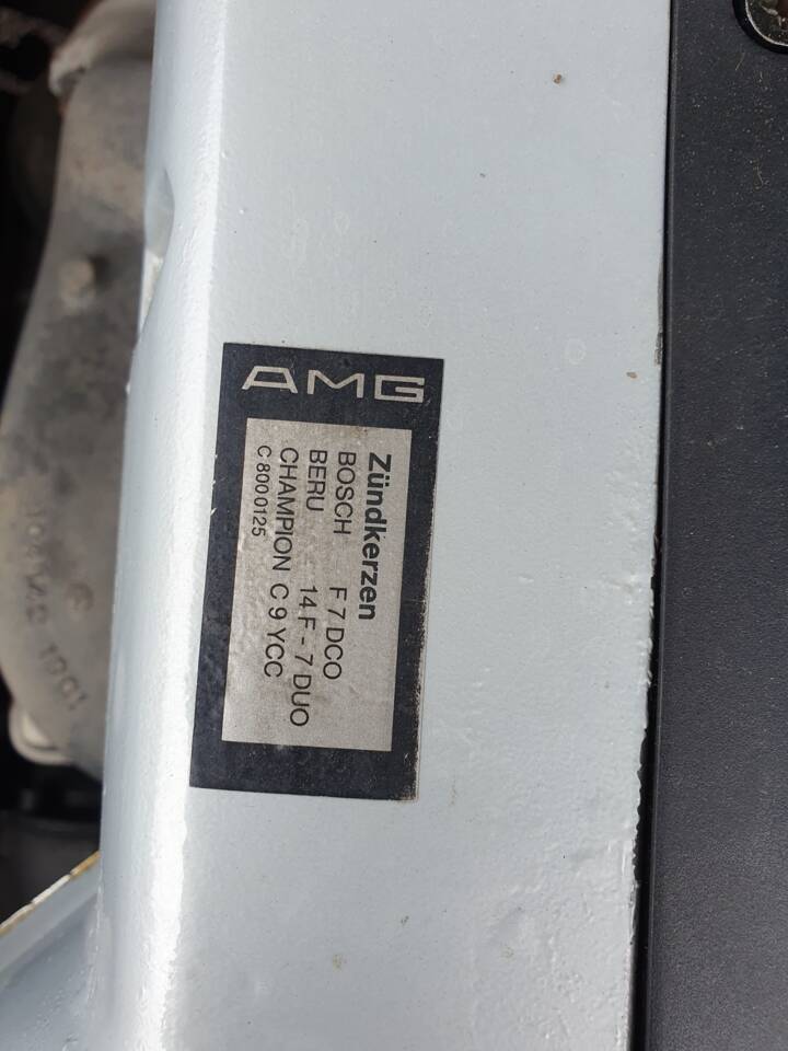 Imagen 82/94 de Mercedes-Benz 300 CE-24 3.4 AMG (1992)