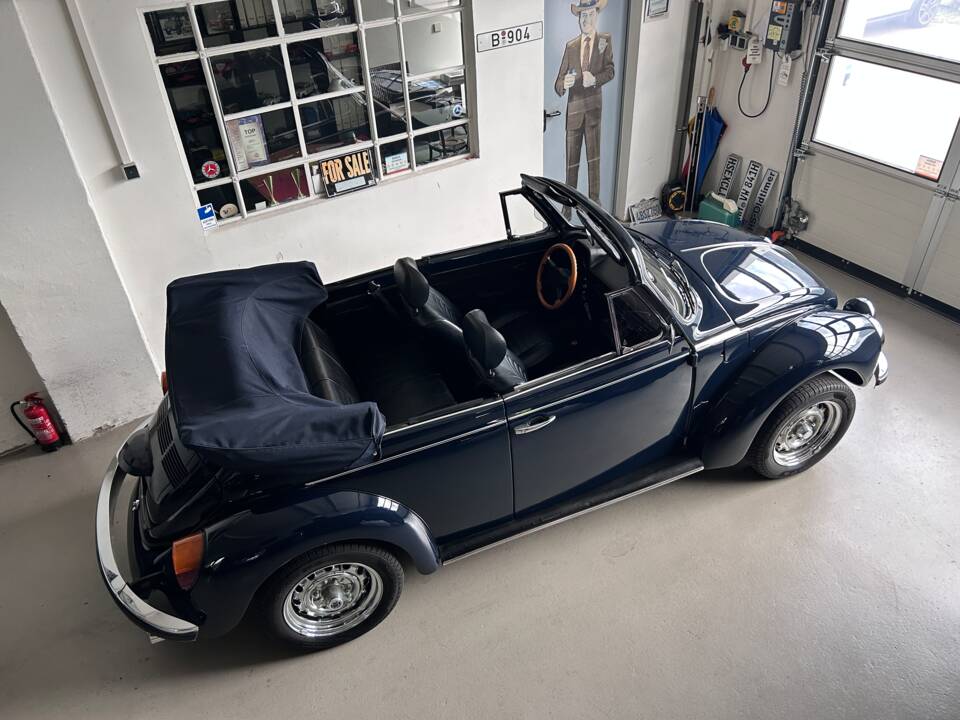 Bild 10/26 von Volkswagen Käfer 1303 LS (1978)