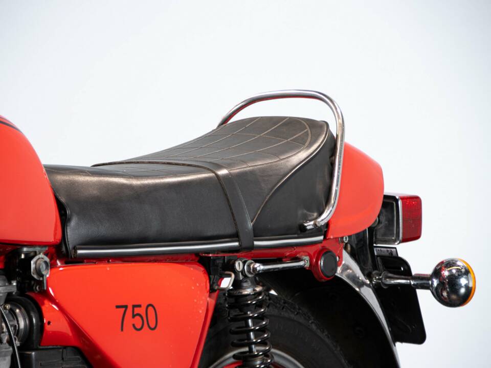Immagine 29/50 di Yamaha DUMMY (1979)