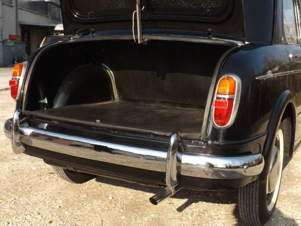 Bild 46/50 von FIAT 1100-103 E (1957)