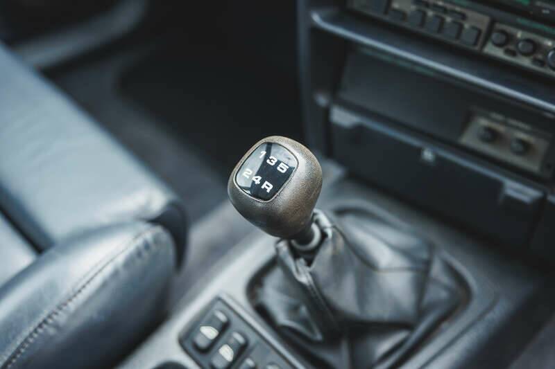 Image 22/50 of Ford Sierra Cosworth 4x4 (1991)