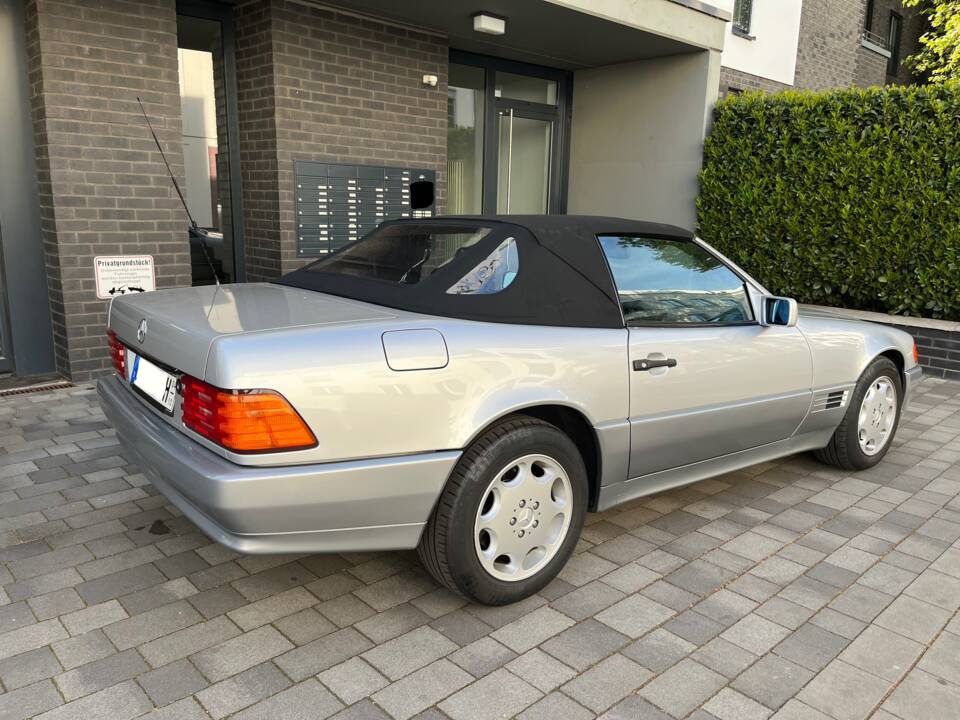 Image 13/24 of Mercedes-Benz SL 600 (1993)