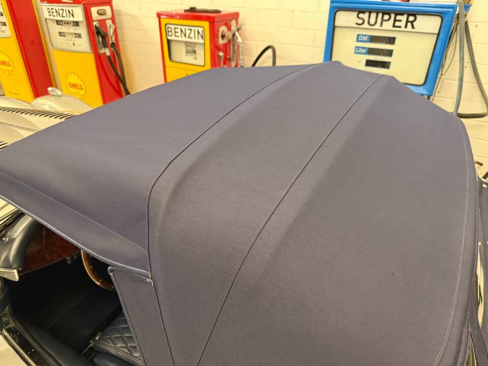 Immagine 13/22 di Morgan Plus 8 (1999)