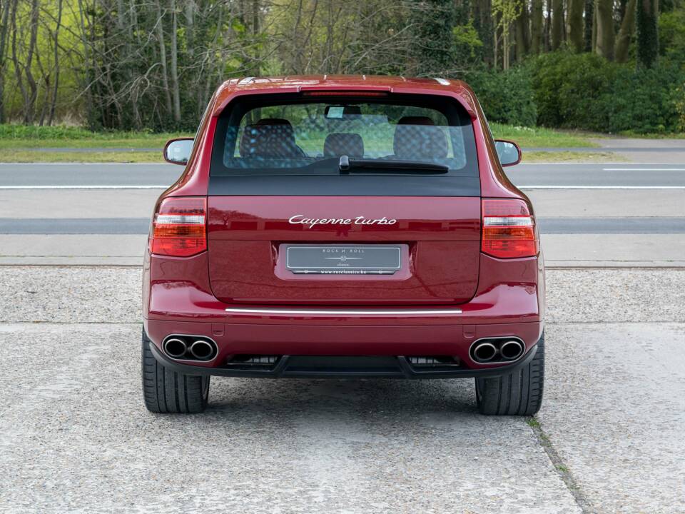 Image 11/45 of Porsche Cayenne Turbo (2009)