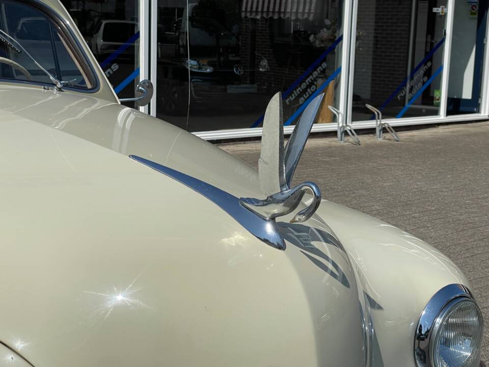 Image 10/46 of Packard Deluxe Eight Club Sedan (1949)