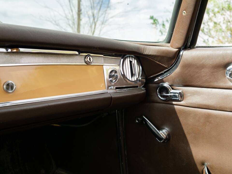 Bild 15/31 von Mercedes-Benz 230 SL (1966)