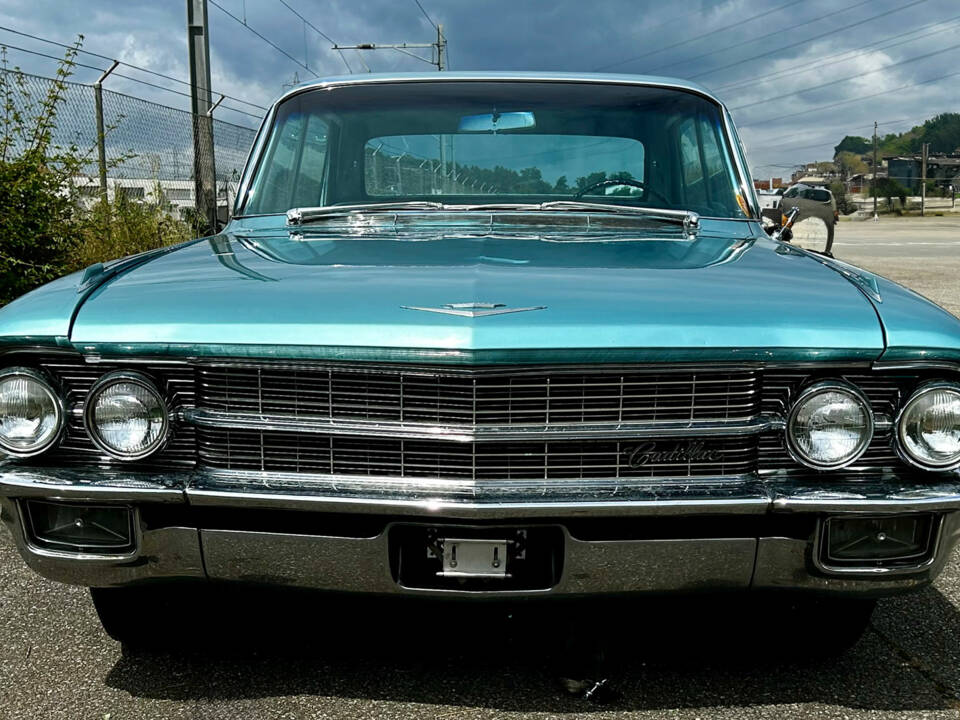 Image 4/11 of Cadillac 75 Fleetwood (1962)