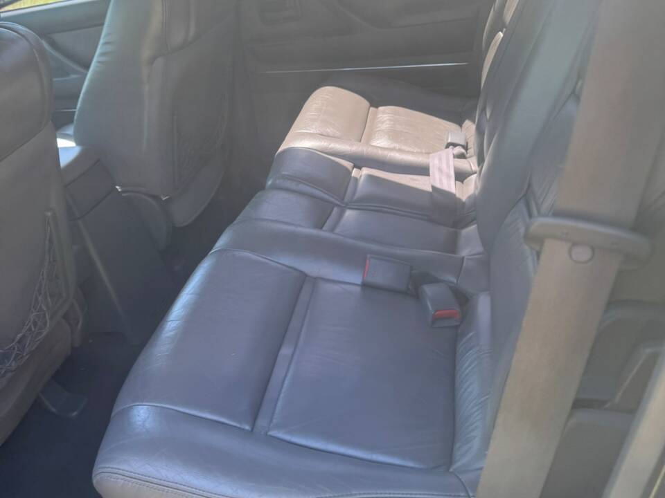 Bild 33/48 von Toyota Land Cruiser J80 (1994)