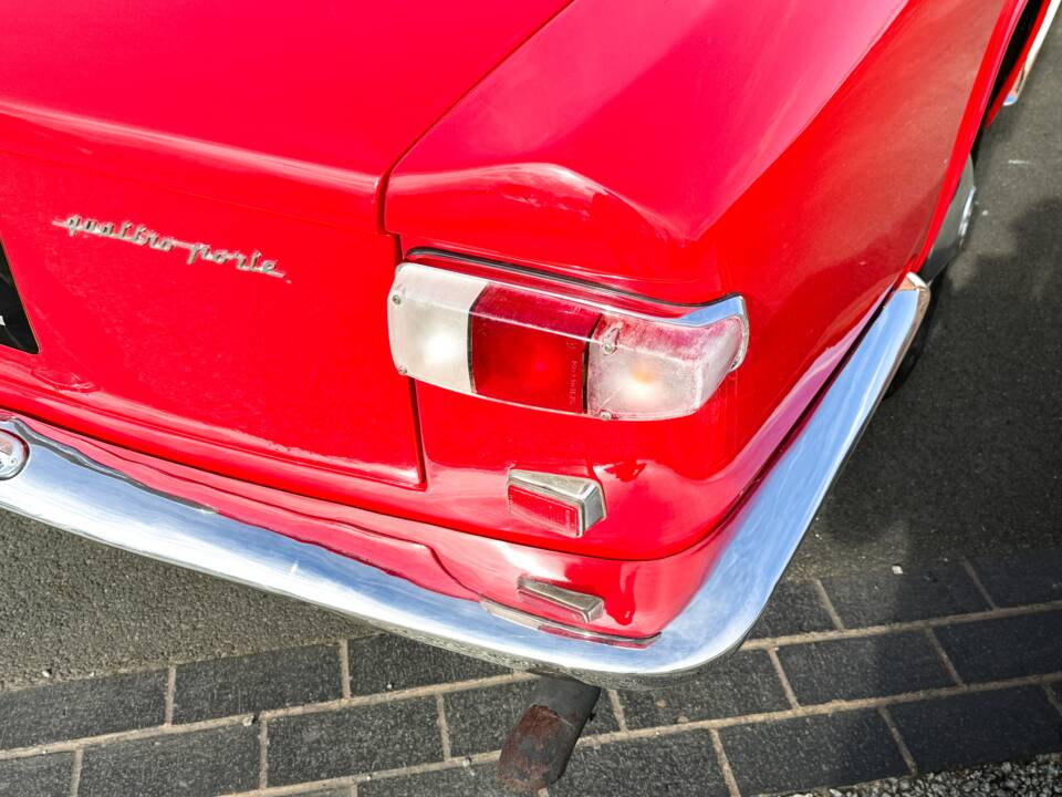 Image 13/50 de Maserati Quattroporte 4700 (1967)