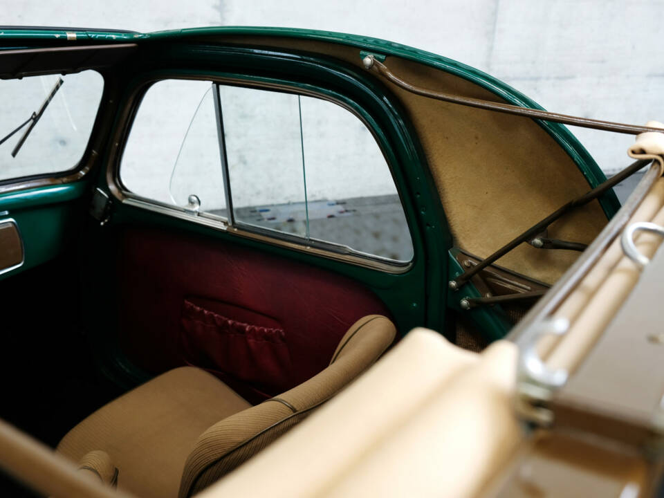 Image 15/24 of FIAT 500 C Topolino (1953)