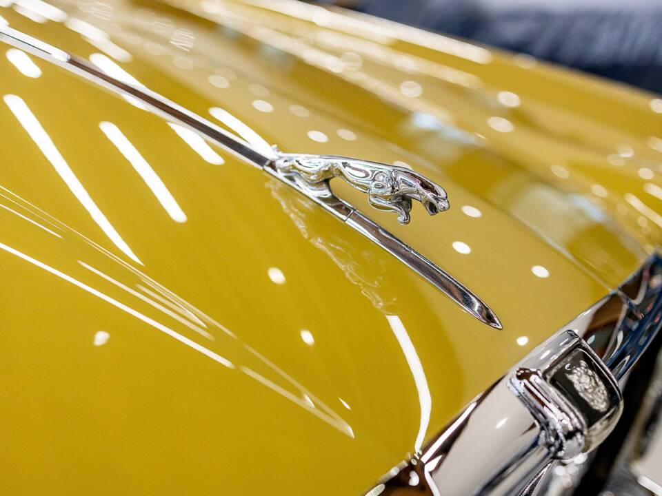 Image 27/50 de Jaguar XJ 6 C 4.2 (1975)