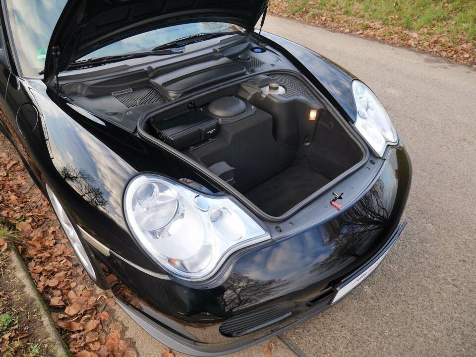 Bild 18/32 von Porsche 911 Turbo (WLS) (2004)