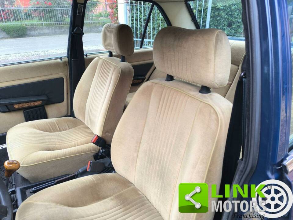 Bild 5/10 von Alfa Romeo Alfetta 2.0 L (1980)
