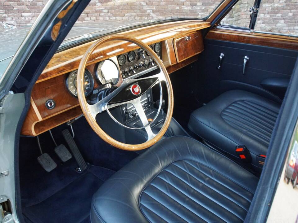 Bild 3/50 von Jaguar Mk II 3.4 (1964)
