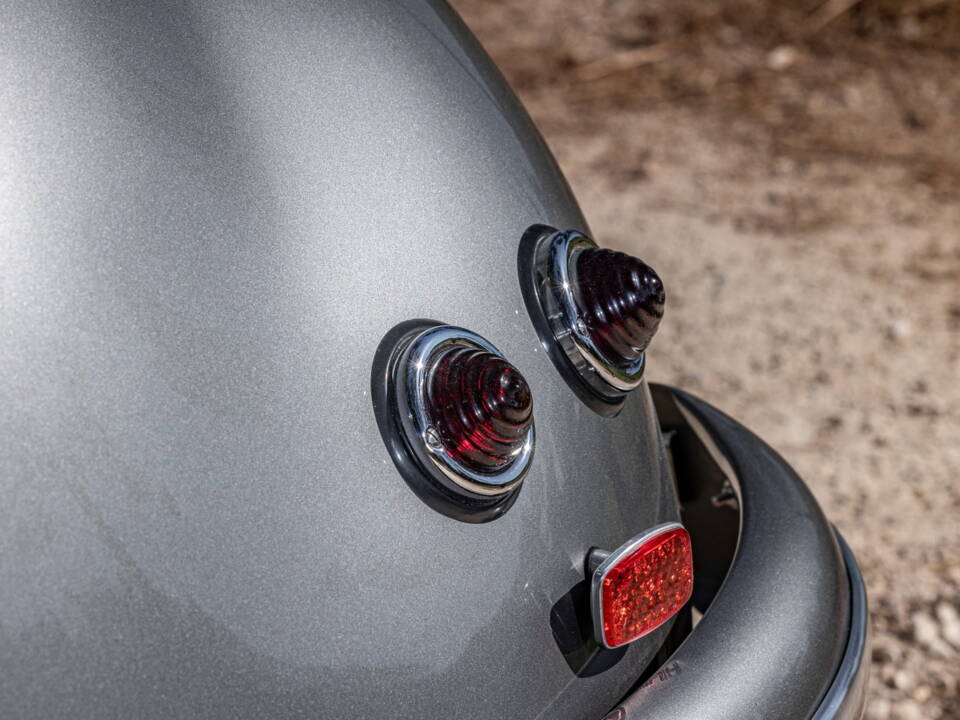 Image 19/22 of Porsche 356 1500 Speedster (1954)