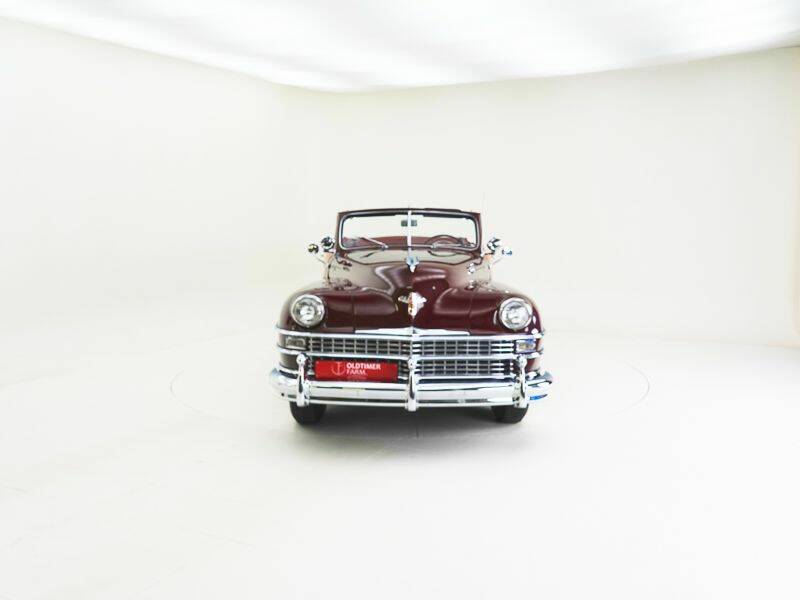 Image 5/15 of Chrysler Windsor Town &amp; Country (1947)