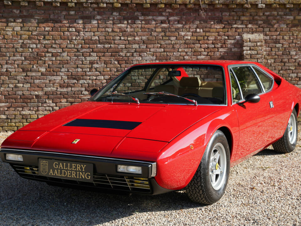 Image 32/50 of Ferrari Dino 308 GT4 (1976)