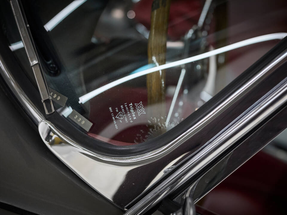 Immagine 28/99 di Jaguar E-Type 3.8 (1964)