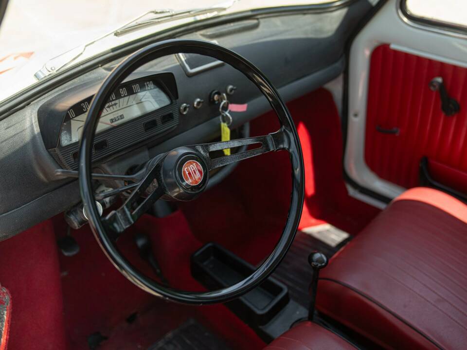 Image 42/50 of Abarth Fiat 595 (1969)