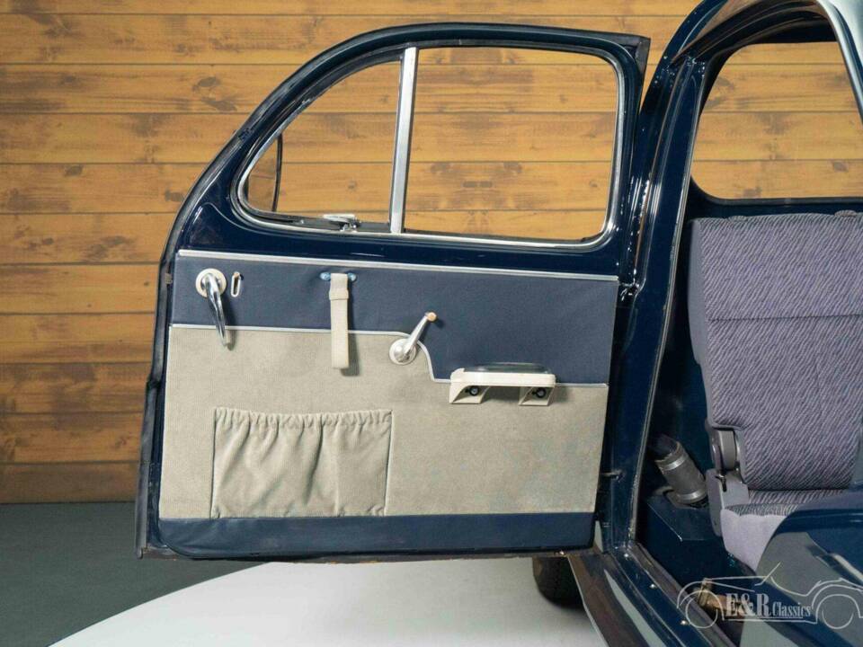 Imagen 10/19 de Peugeot 203 (1954)